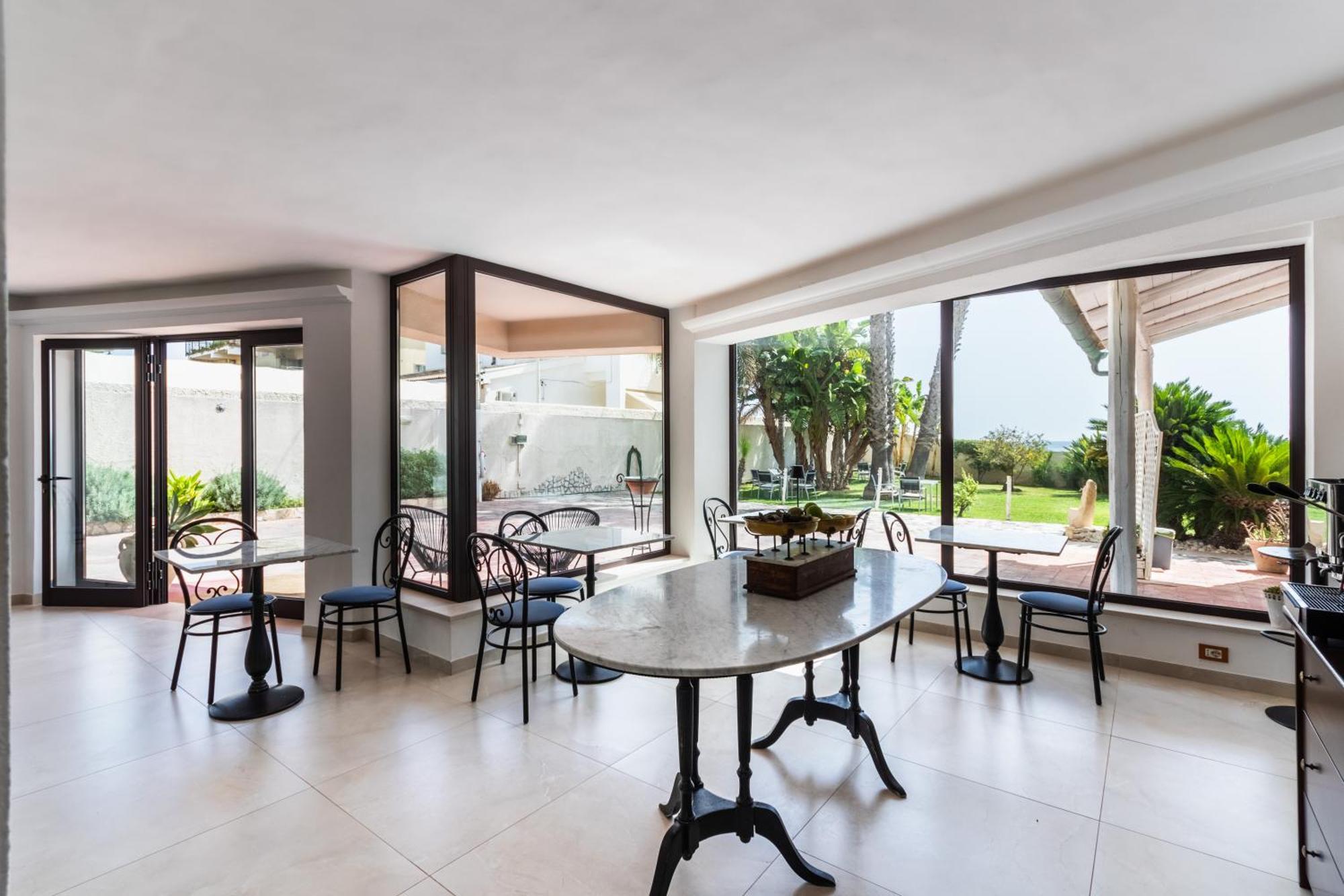 B&B La Terrazza Sul Mare Авола Экстерьер фото