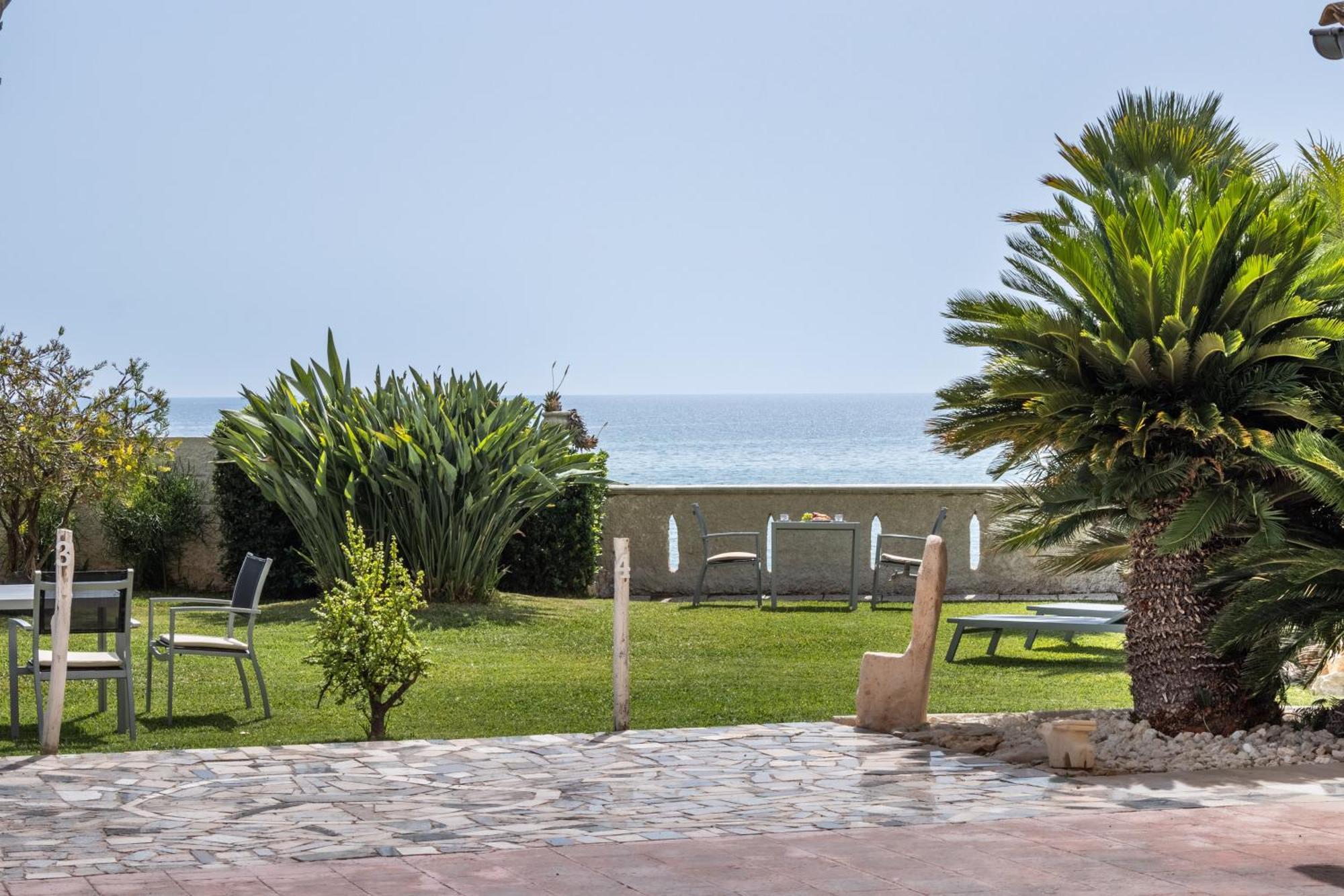 B&B La Terrazza Sul Mare Авола Экстерьер фото