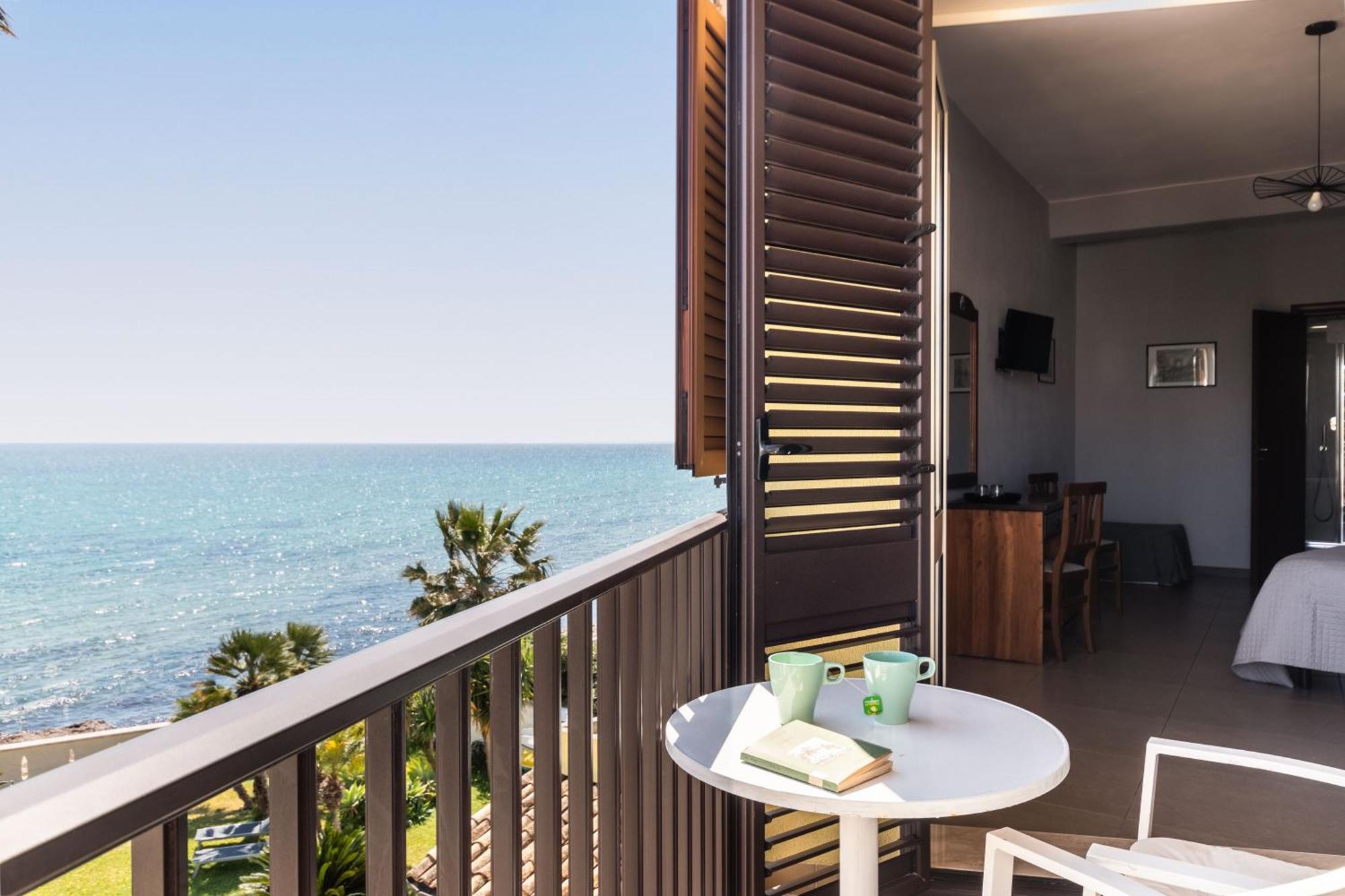 B&B La Terrazza Sul Mare Авола Экстерьер фото
